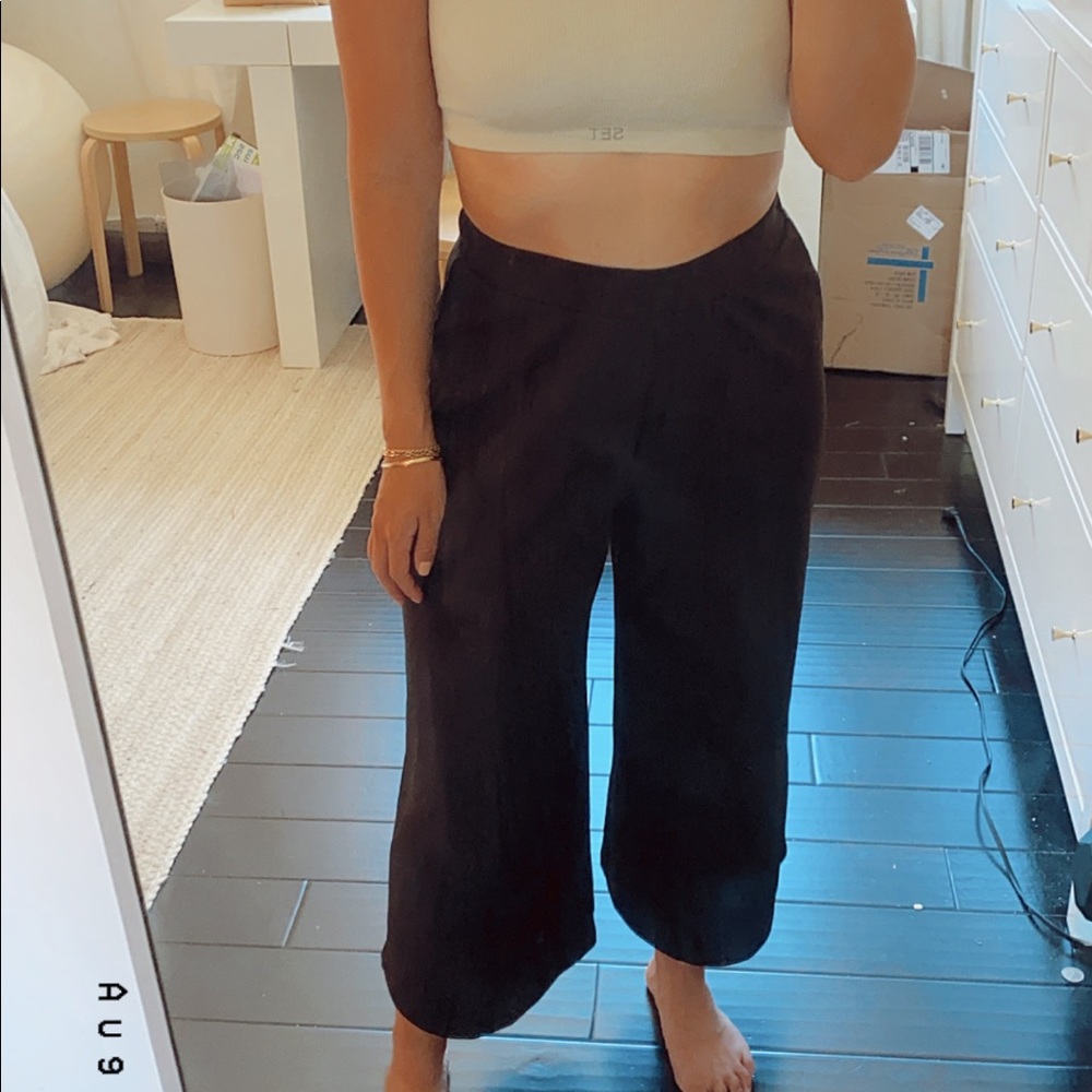 Black Wide Leg Crop Coulettes